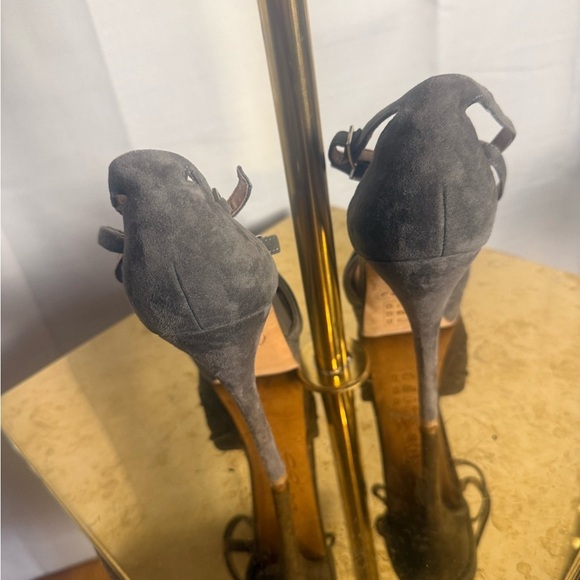 Joie Gray Heels Sophisticated Style 7.5 - Picture 3 of 11